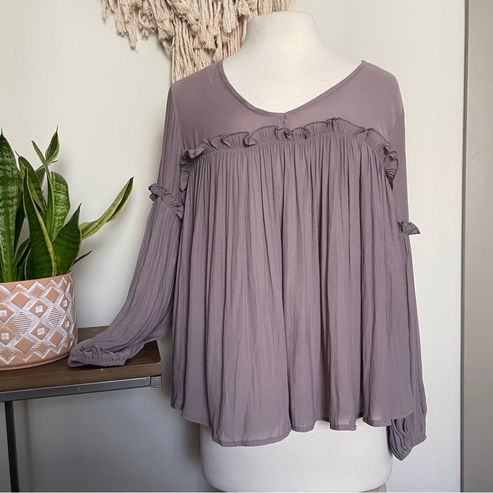 NWT Stevie Hender Peplum Top